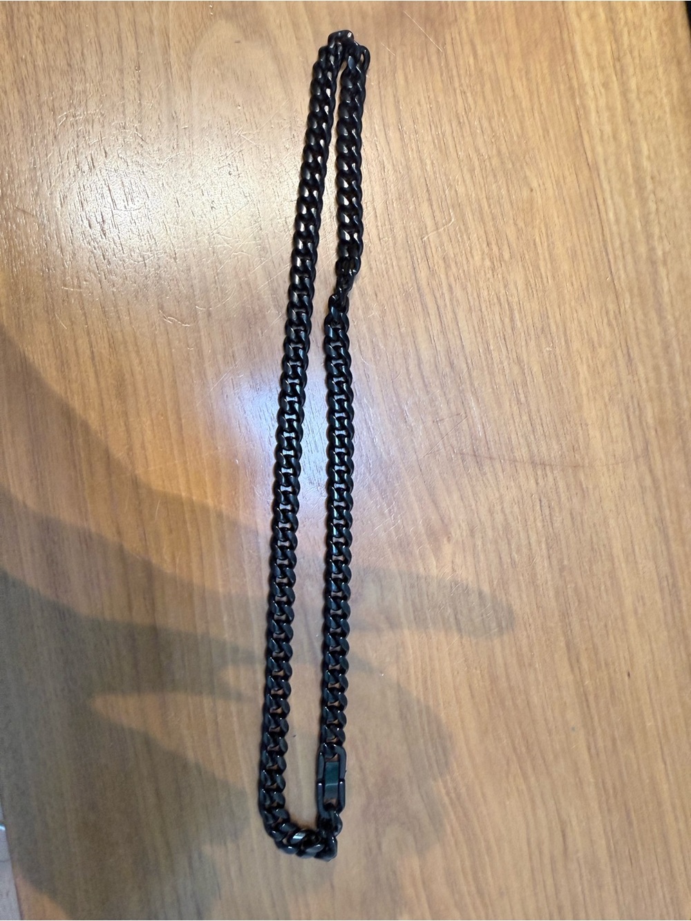 Black Men's Stainless Steel Cuban Chain Necklace, 20” Pre-Owned